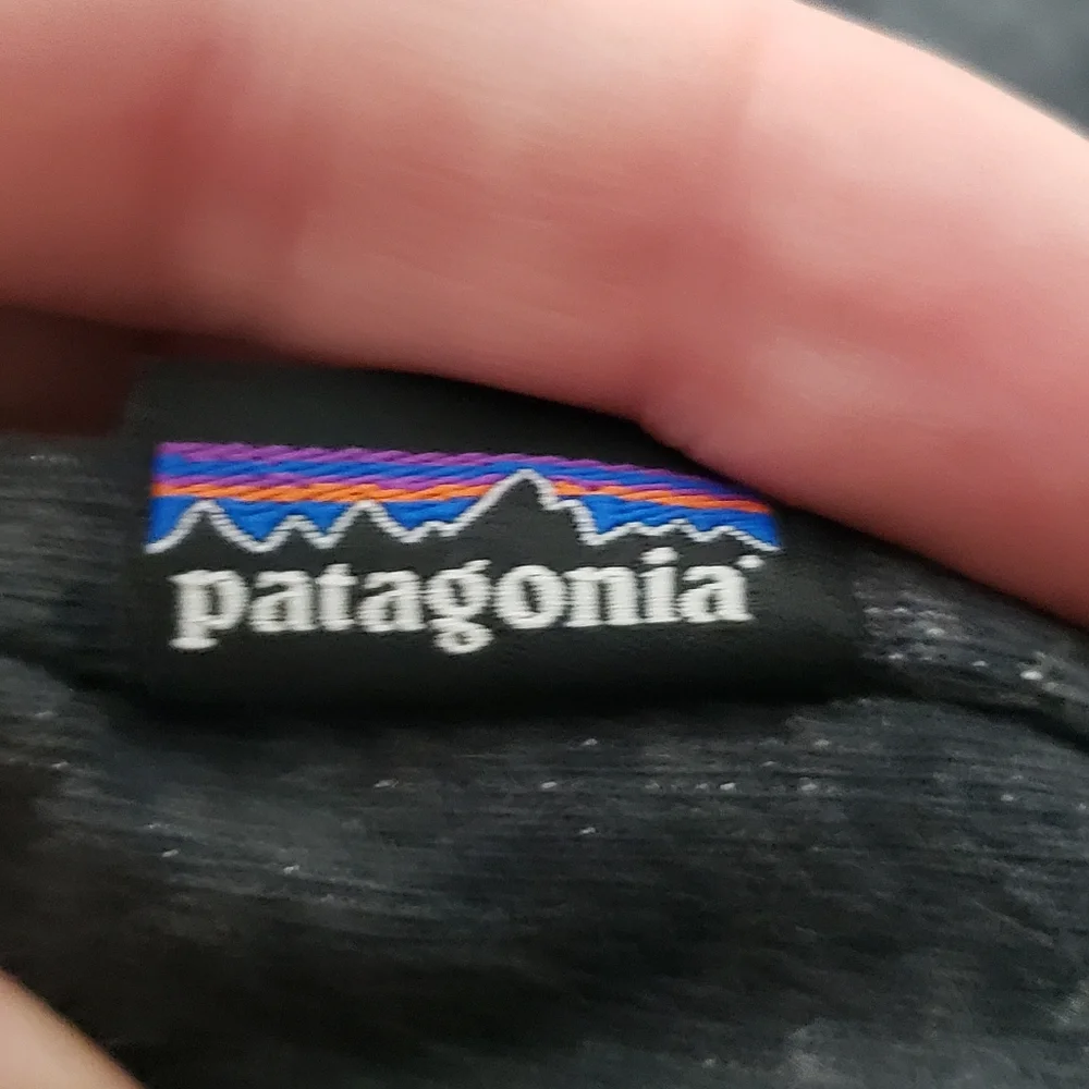 Patagonia Sz XS Letter 'P' Full Zip Hoodie